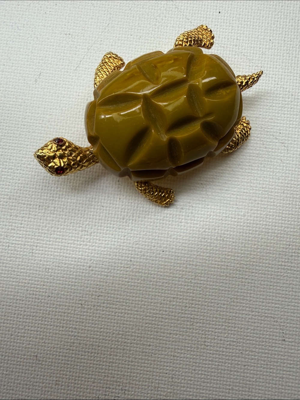 Cadoro Bakelite Tortoise Brooch